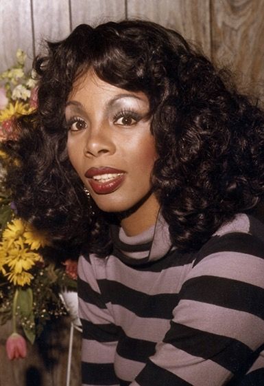 Guys, If a beautiful woman like Donna Summer approached you and talked to you, what would you say?