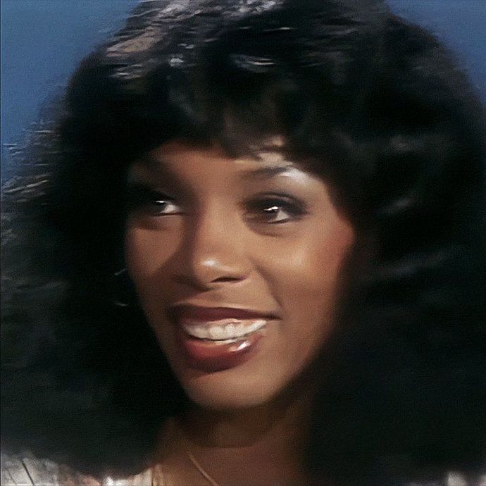 Guys, If a beautiful woman like Donna Summer approached you and talked to you, what would you say?