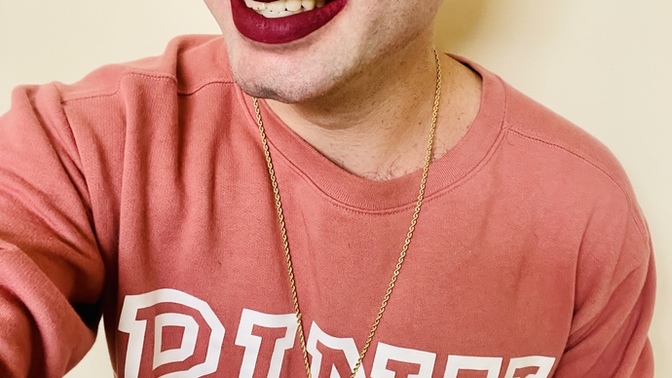 Do I pull off wearing lipstick well?
