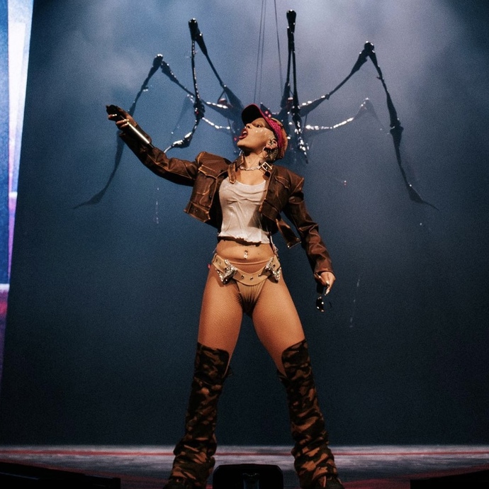 Which Doja Cat Tour Outfit is the best part 1?