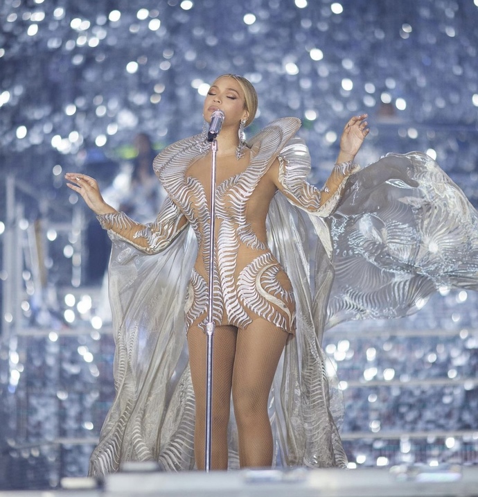 What’s your fav Beyonce tour outfit part 9?