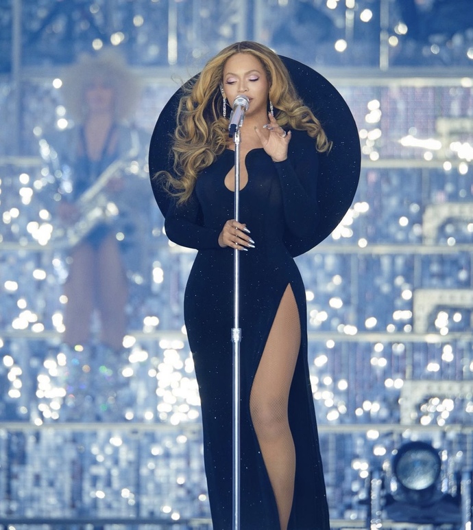 What’s your fav Beyonce tour outfit part 9?