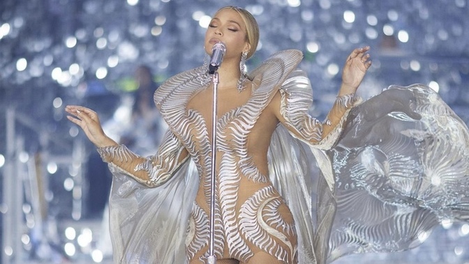 What’s your fav Beyonce tour outfit part 9?