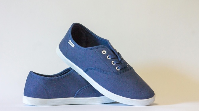 Silly question, what shoe is an automatic red flag?