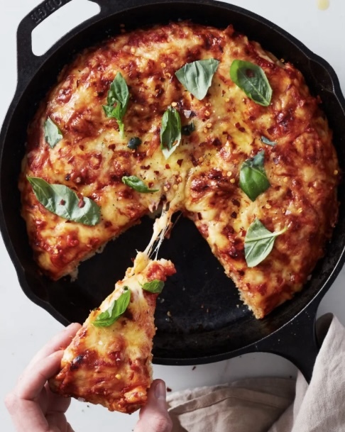 When it comes to pizza, what’s your favorite kind of crust?