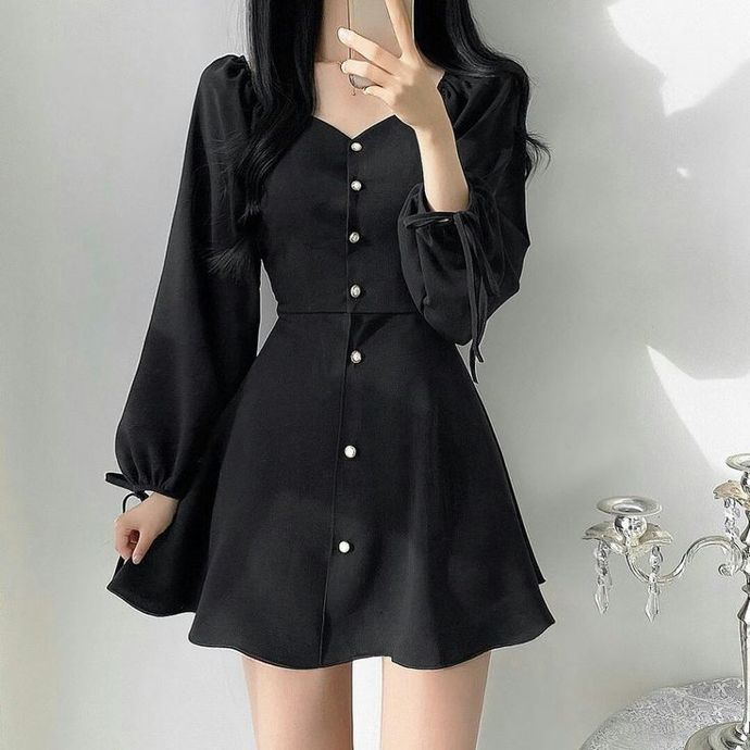 What would you wear on a first date here?