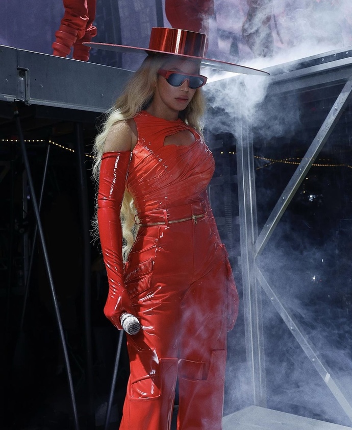 What’s your fav Beyonce Renaissance Tour outfit (part 11)?