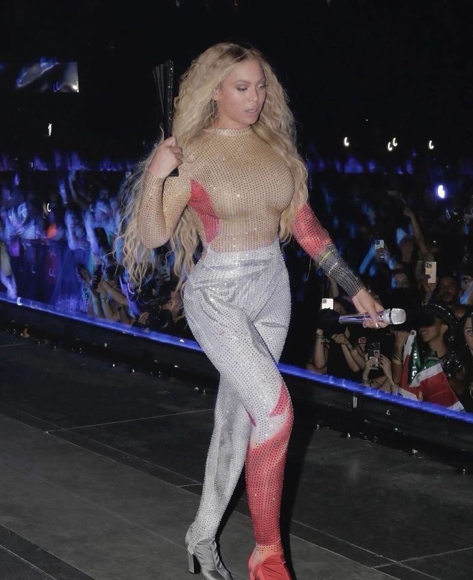 What’s your fav Beyonce Renaissance Tour outfit (part 11)?