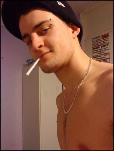 Girls, do you enjoy seeing men shirtless?