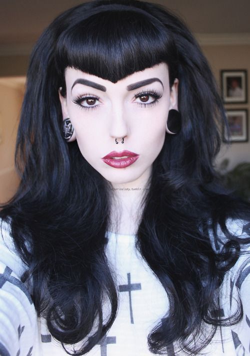 Bangs or no bangs?