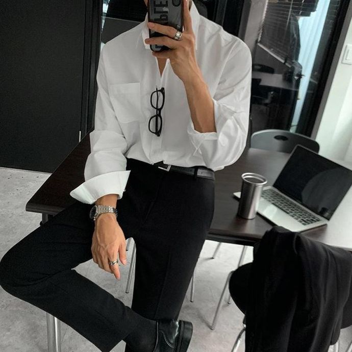 What outfit or clothes do you like seeing your partner put on?