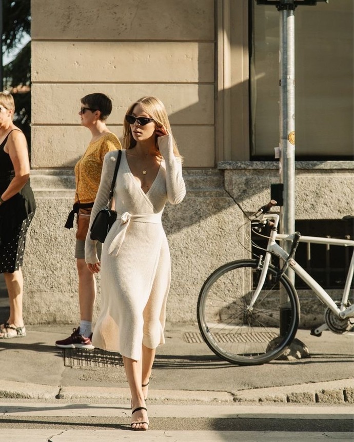 Do dresses like these look good on women in their mid 20s?