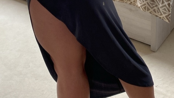 Guys, do you like girls with muscular legs?