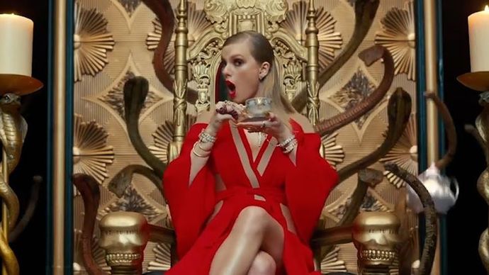 Why do people hate Taylor Swift?