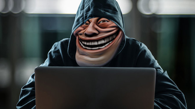 Do you think there are trolls on here who always give low ratings on "how do I look"?