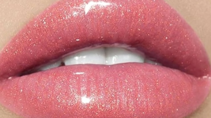 Guys, Is a girl's makeup really a draw for you -- does it impact how attractive/sexy you think she is?