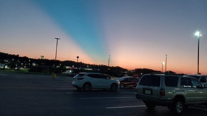 What can explain this sky?