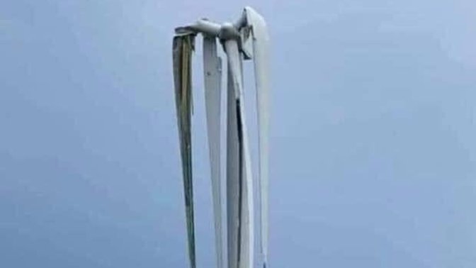 Did someone forget to water this windmill?
