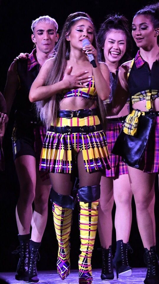 What’s your favorite Ariana Grande Sweetener Outfit (part 2)?