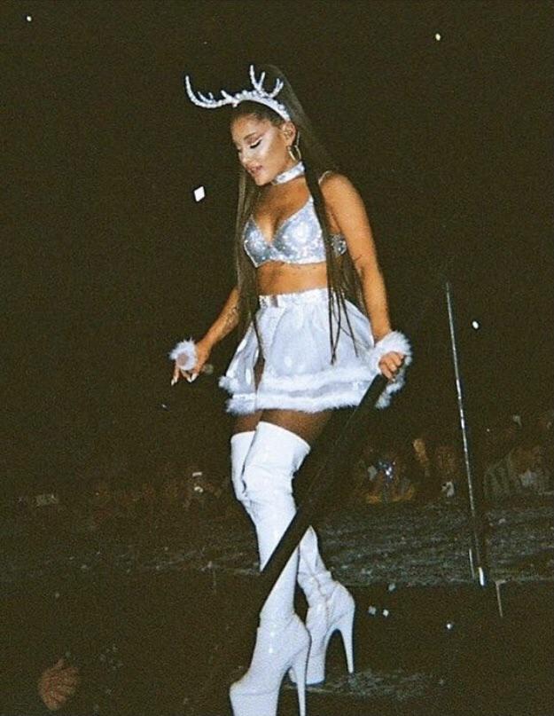 What’s your favorite Ariana Grande Sweetener Outfit (part 5)?