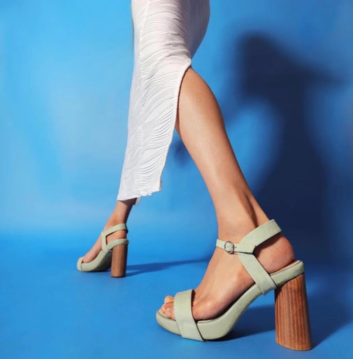 Girls, Summer flats or heels?
