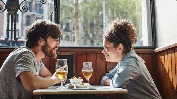 What are some tips you would give someone who is going on their first tinder date?