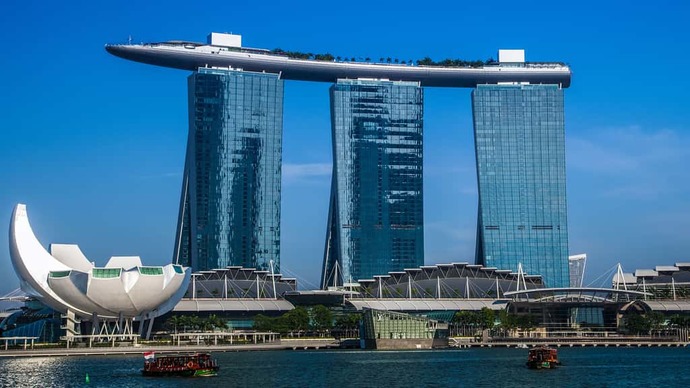 What do you think of this HOTEL ARCHITECTURE?
