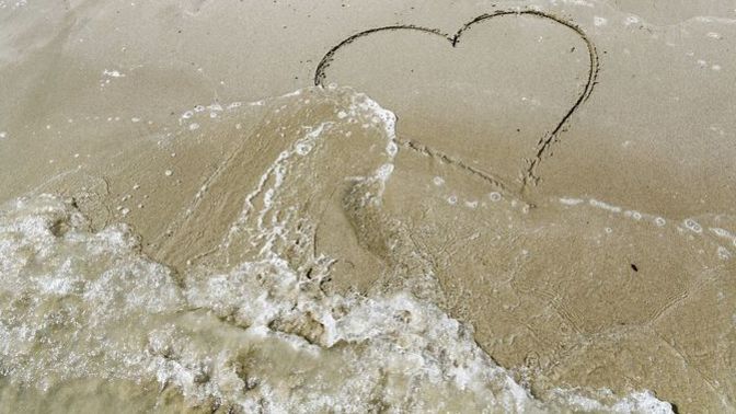 Have you felt drawn to someone just for a summer fling? If so, did you feel it might last past the summer?