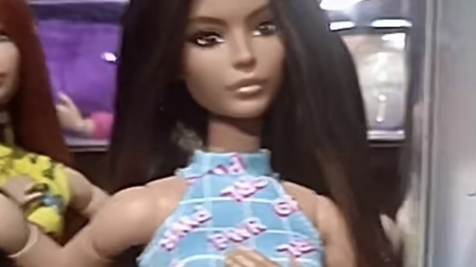 Anyone know what type is this barbie?
