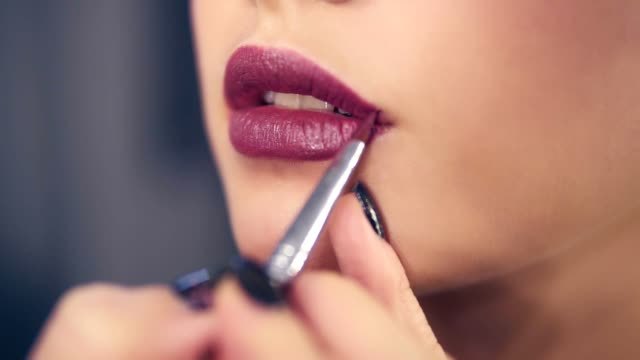 Is It A Bad Look When A Woman Wears Lipstick Without Any Other Makeup?