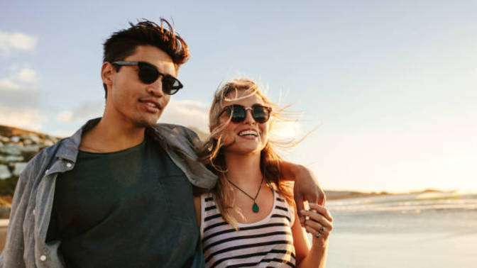 Do you think couples say “I’m sorry” more or “I love you”?