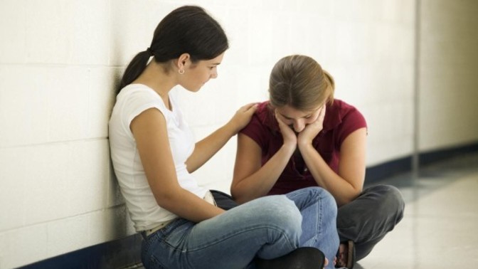 Do you think that someone that is not in a successful relationship can give relationship advice?