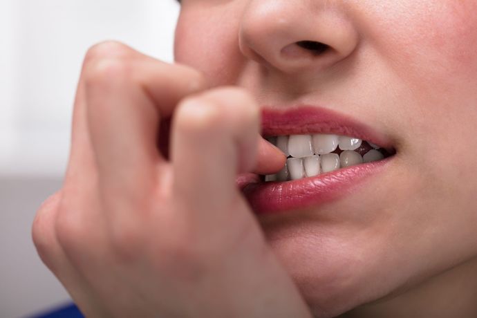 Do you bite your fingernails?