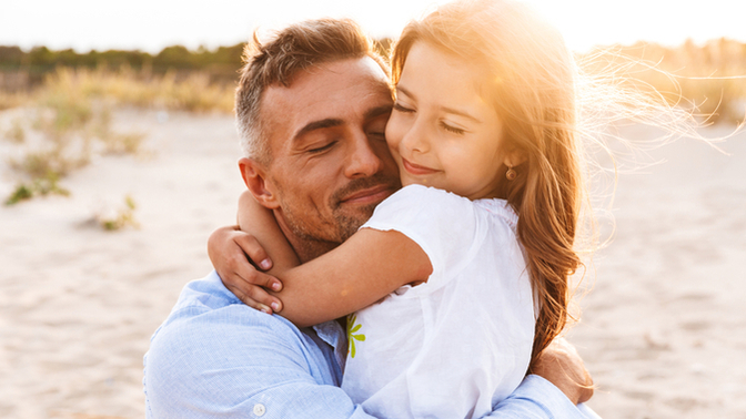 When should a date disclose that they have a kid (s)?
