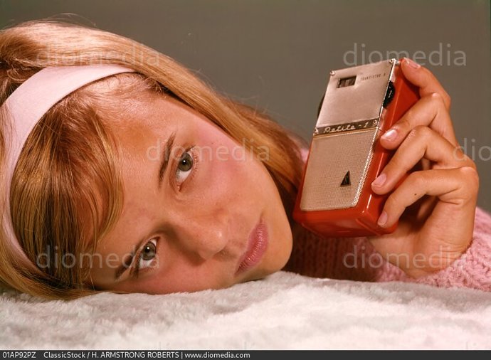 What is a piece of technology that became popular within your lifetime only to be defunct today?