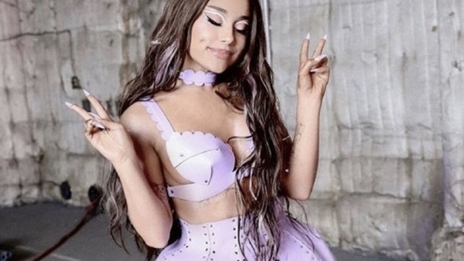 What’s your favorite Ariana Grande Positions Outfit (part 1)?