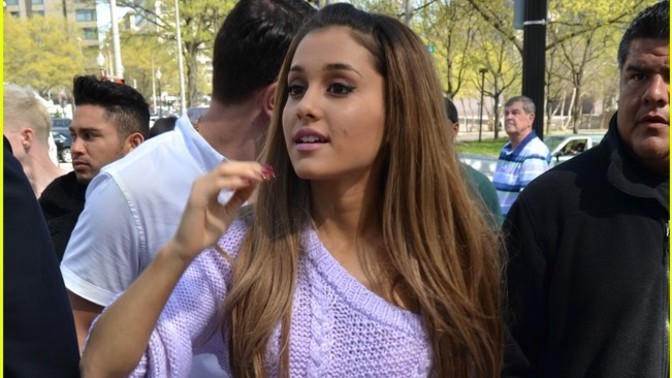 What’s your favorite Ariana Grande 2013 Outfit (final Round)?