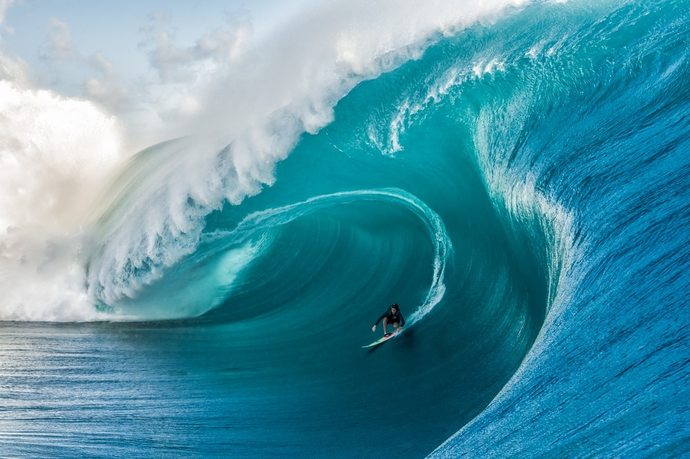 The famous Teahupoo wave