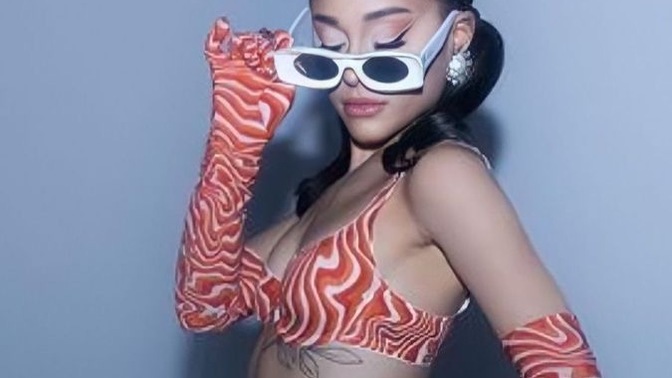 What’s your favorite Ariana Grande Positions Outfit (part 6)?