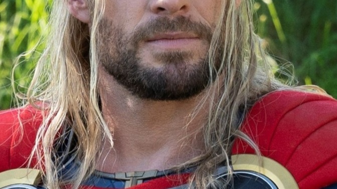 Which Thor (Marvel) do you like best? Long hair or short?