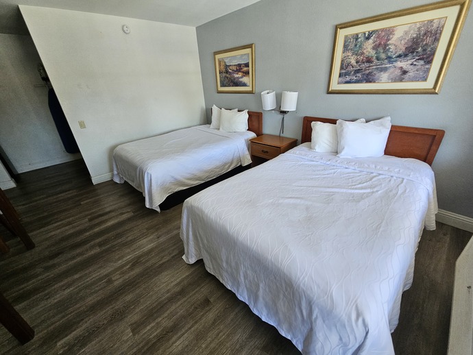 Last time u went to a hotel?