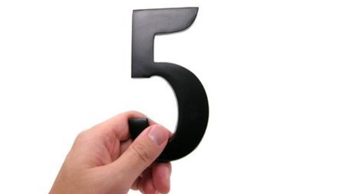 Boyfriend told me he'd objectively rate me a 5-6, but subjectively an 8. Am I in the wrong for being upset?