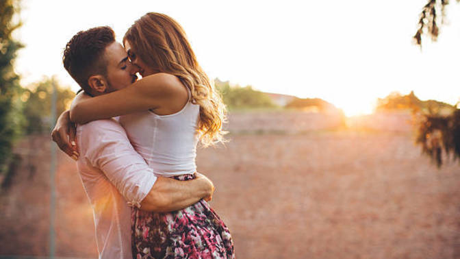 Ladies do you or would you make out on the first date?
