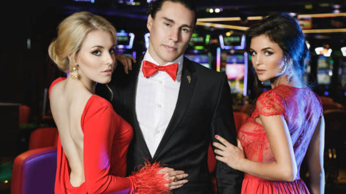 Do powerful men have a lot of girls chasing them for a romantic relationship?