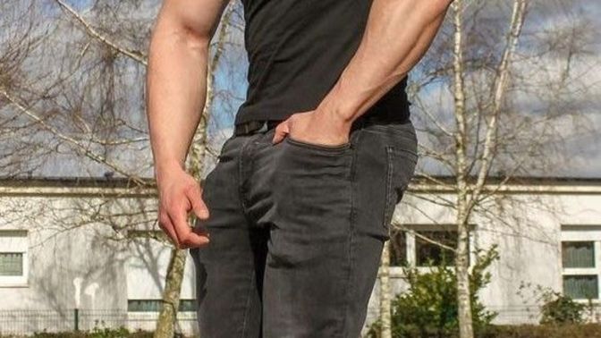 What do girls like about tall muscular guys?