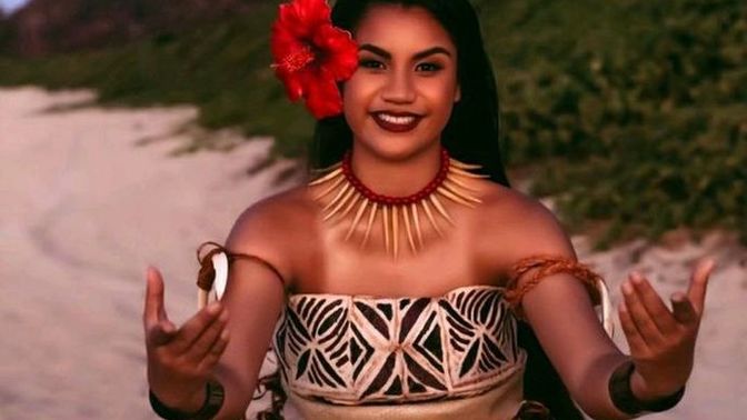 Guys, would you date a Samoan woman?