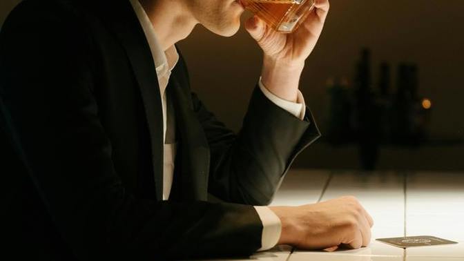 My boyfriend goes to bars alone frequently. Isn’t it strange?