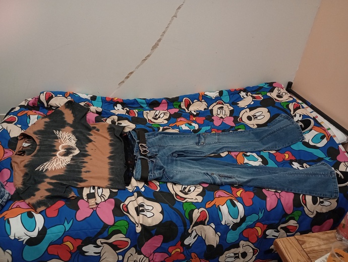 What do you think about this outfit?