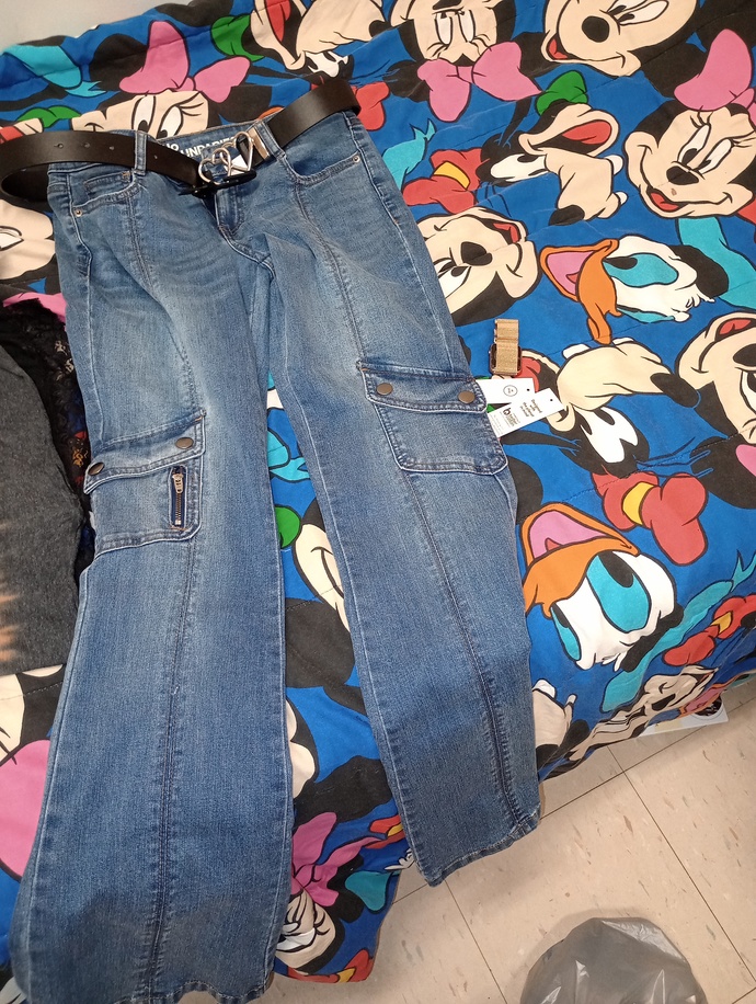 What do you think about this outfit?