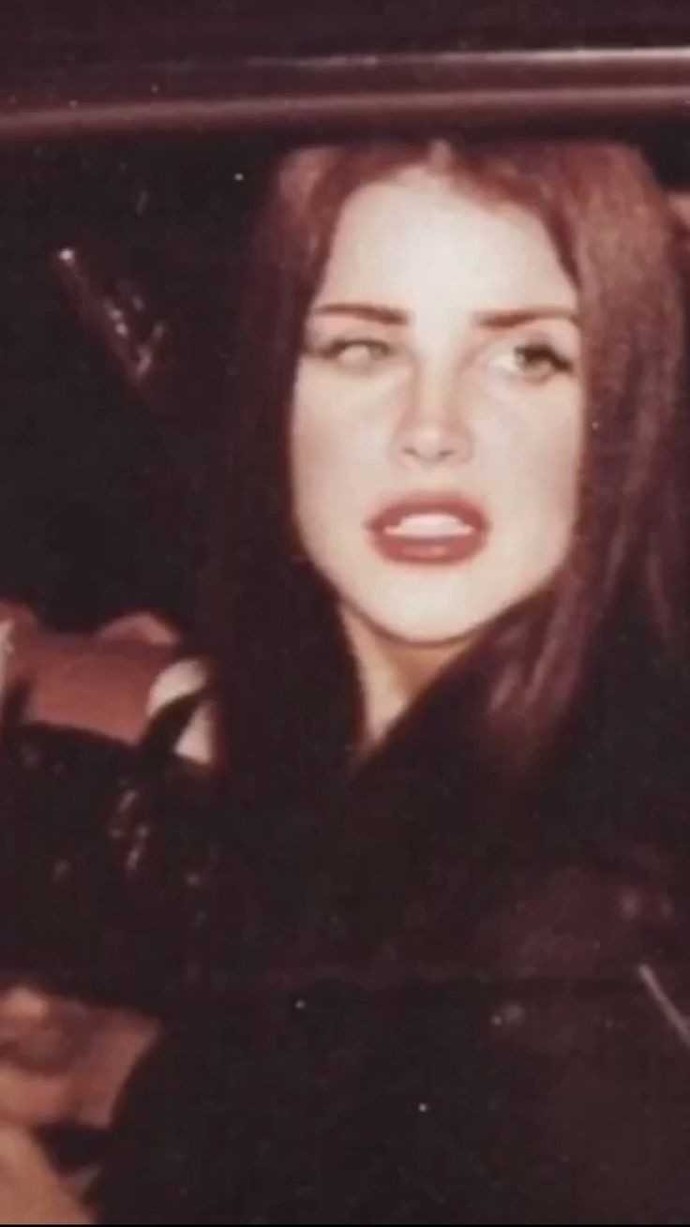 Why the most men dont find her pretty?